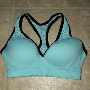 🌸 Sports bra